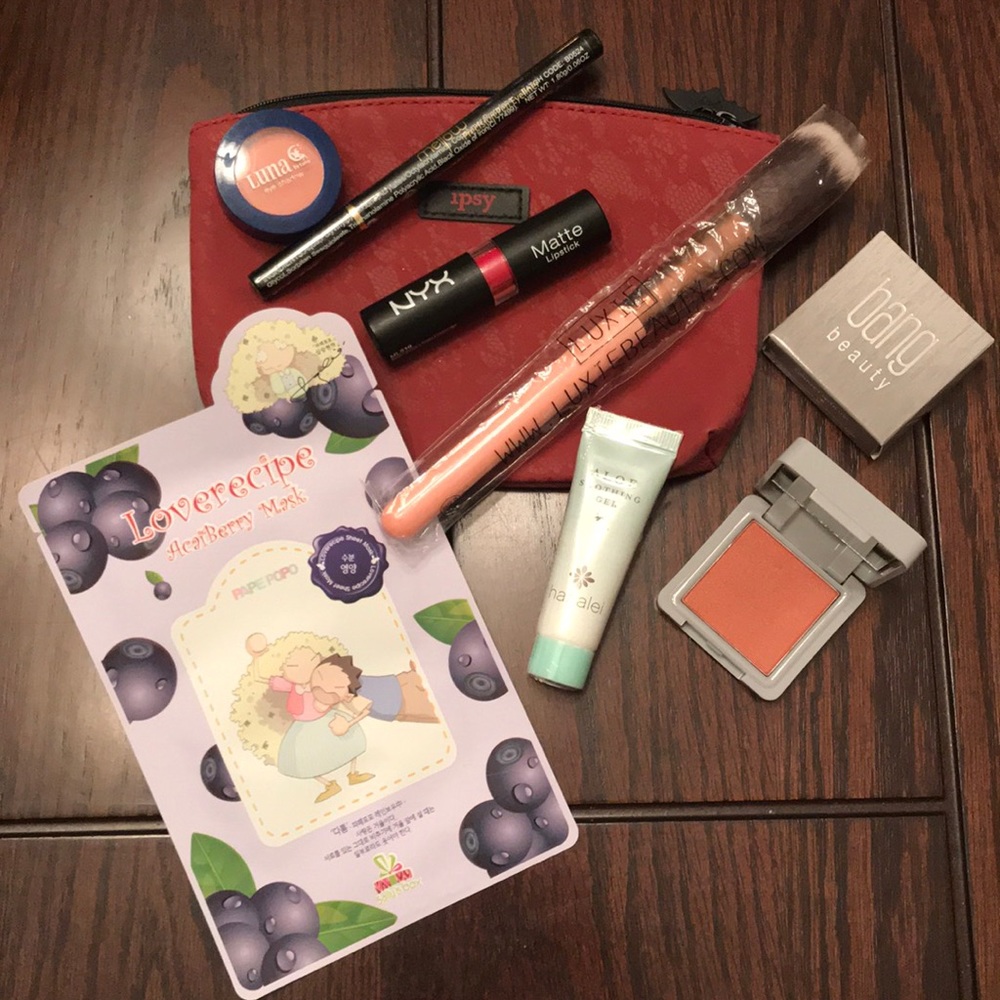7 pc Make Up Bundle